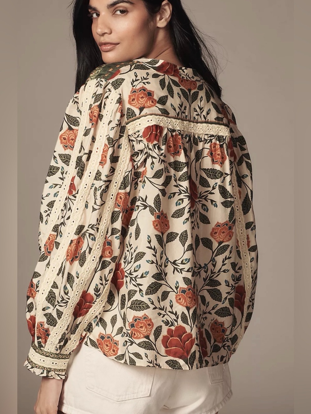 Farm Rio Garden Tapestry Sand Boho Floral Blouse Large NWT - Picture 2 of 7